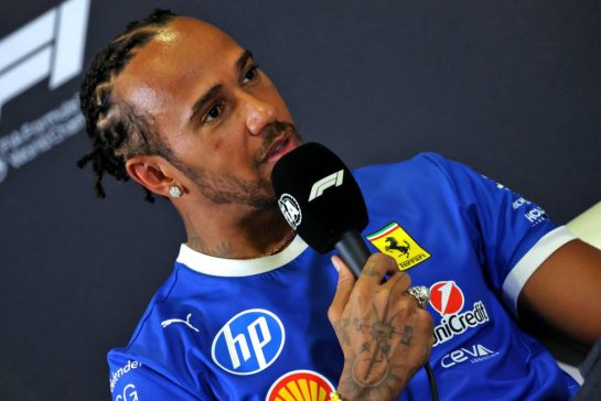 Lewis Hamilton (GBR) Ferrari in the FIA Press Conference.
04.09.2025. Formula 1 World Championship, Rd 16, Italian Grand Prix, Monza, Italy, Preparation Day.
- www.xpbimages.com, EMail: requests@xpbimages.com © Copyright: Bearne / XPB Images