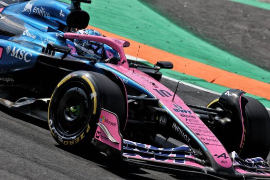Pierre Gasly (FRA) Alpine F1 Team A525.
05.09.2025. Formula 1 World Championship, Rd 16, Italian Grand Prix, Monza, Italy, Practice Day.
- www.xpbimages.com, EMail: requests@xpbimages.com © Copyright: Charniaux / XPB Images