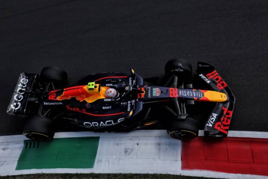 Yuki Tsunoda (JPN) Red Bull Racing RB21.
05.09.2025. Formula 1 World Championship, Rd 16, Italian Grand Prix, Monza, Italy, Practice Day.
- www.xpbimages.com, EMail: requests@xpbimages.com © Copyright: Rew / XPB Images