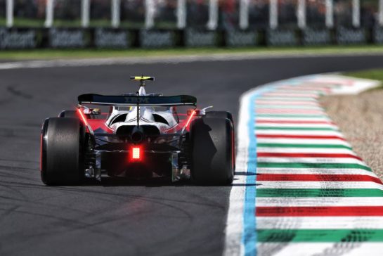 Lewis Hamilton (GBR) Ferrari SF-25.
05.09.2025. Formula 1 World Championship, Rd 16, Italian Grand Prix, Monza, Italy, Practice Day.
- www.xpbimages.com, EMail: requests@xpbimages.com © Copyright: Charniaux / XPB Images