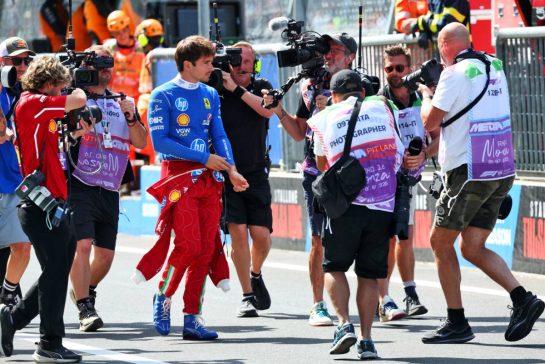 Charles Leclerc (MON) Ferrari.
06.09.2025. Formula 1 World Championship, Rd 16, Italian Grand Prix, Monza, Italy, Qualifying Day.
- www.xpbimages.com, EMail: requests@xpbimages.com © Copyright: Batchelor / XPB Images