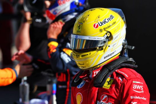 Lewis Hamilton (GBR) Ferrari in qualifying parc ferme.
06.09.2025. Formula 1 World Championship, Rd 16, Italian Grand Prix, Monza, Italy, Qualifying Day.
- www.xpbimages.com, EMail: requests@xpbimages.com © Copyright: Batchelor / XPB Images