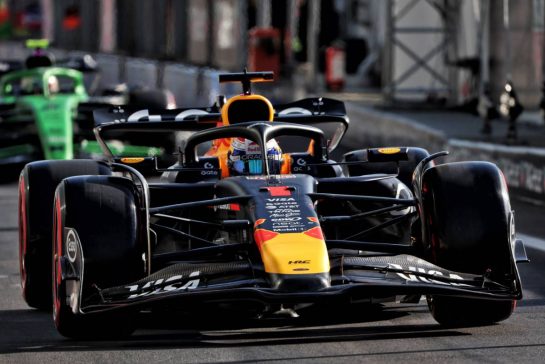 Max Verstappen (NLD) Red Bull Racing RB21.
06.09.2025. Formula 1 World Championship, Rd 16, Italian Grand Prix, Monza, Italy, Qualifying Day.
- www.xpbimages.com, EMail: requests@xpbimages.com © Copyright: Rew / XPB Images