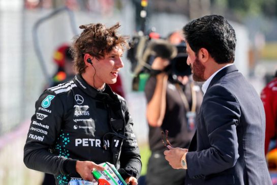 (L to R): Andrea Kimi Antonelli (ITA) Mercedes AMG F1 with Mohammed Bin Sulayem (UAE) FIA President in qualifying parc ferme.
06.09.2025. Formula 1 World Championship, Rd 16, Italian Grand Prix, Monza, Italy, Qualifying Day.
- www.xpbimages.com, EMail: requests@xpbimages.com © Copyright: Charniaux / XPB Images