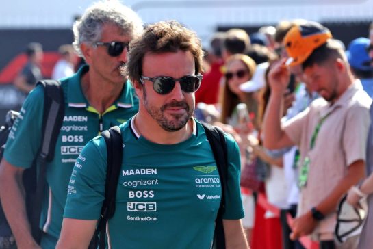 Fernando Alonso (ESP) Aston Martin F1 Team.
07.09.2025. Formula 1 World Championship, Rd 16, Italian Grand Prix, Monza, Italy, Race Day.
- www.xpbimages.com, EMail: requests@xpbimages.com © Copyright: Bearne / XPB Images