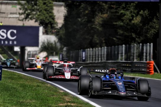 Alexander Albon (THA) Atlassian Williams Racing FW47.
07.09.2025. Formula 1 World Championship, Rd 16, Italian Grand Prix, Monza, Italy, Race Day.
- www.xpbimages.com, EMail: requests@xpbimages.com © Copyright: Batchelor / XPB Images