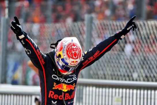 Race winner Max Verstappen (NLD) Red Bull Racing celebrates in parc ferme.
07.09.2025. Formula 1 World Championship, Rd 16, Italian Grand Prix, Monza, Italy, Race Day.
- www.xpbimages.com, EMail: requests@xpbimages.com © Copyright: Charniaux / XPB Images