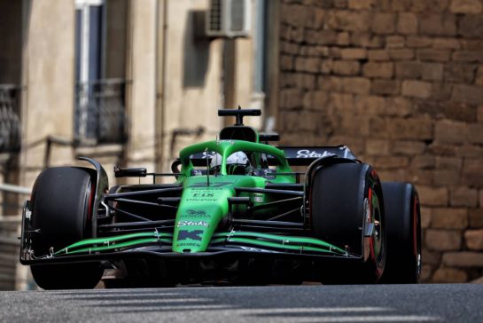 Nico Hulkenberg (GER) Sauber C45.
19.09.2025. Formula 1 World Championship, Rd 17, Azerbaijan Grand Prix, Baku Street Circuit, Azerbaijan, Practice Day.
- www.xpbimages.com, EMail: requests@xpbimages.com © Copyright: Rew / XPB Images
