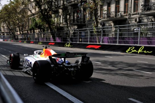 Isack Hadjar (FRA) Racing Bulls VCARB 02.
19.09.2025. Formula 1 World Championship, Rd 17, Azerbaijan Grand Prix, Baku Street Circuit, Azerbaijan, Practice Day.
- www.xpbimages.com, EMail: requests@xpbimages.com © Copyright: Charniaux / XPB Images
