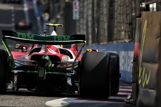 Lewis Hamilton (GBR) Ferrari SF-25.
19.09.2025. Formula 1 World Championship, Rd 17, Azerbaijan Grand Prix, Baku Street Circuit, Azerbaijan, Practice Day.
- www.xpbimages.com, EMail: requests@xpbimages.com © Copyright: Bearne / XPB Images