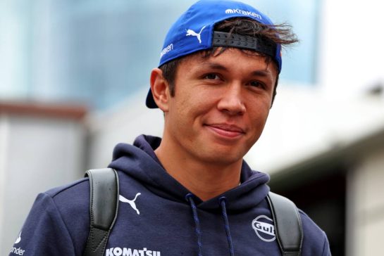 Alexander Albon (THA) Atlassian Williams Racing.
20.09.2025. Formula 1 World Championship, Rd 17, Azerbaijan Grand Prix, Baku Street Circuit, Azerbaijan, Qualifying Day.
- www.xpbimages.com, EMail: requests@xpbimages.com © Copyright: Rew / XPB Images