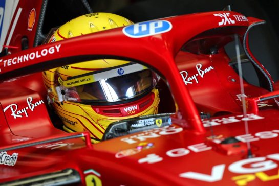 Lewis Hamilton (GBR) Ferrari SF-25 leaves the pits.
20.09.2025. Formula 1 World Championship, Rd 17, Azerbaijan Grand Prix, Baku Street Circuit, Azerbaijan, Qualifying Day.
- www.xpbimages.com, EMail: requests@xpbimages.com © Copyright: Batchelor / XPB Images