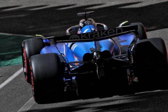 Alexander Albon (THA) Atlassian Williams Racing FW47.
20.09.2025. Formula 1 World Championship, Rd 17, Azerbaijan Grand Prix, Baku Street Circuit, Azerbaijan, Qualifying Day.
- www.xpbimages.com, EMail: requests@xpbimages.com © Copyright: Charniaux / XPB Images