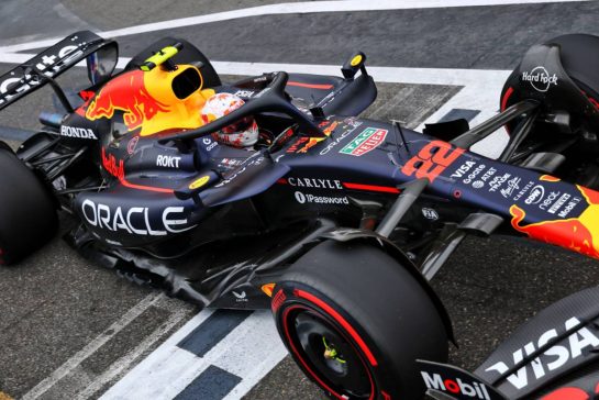 Yuki Tsunoda (JPN) Red Bull Racing RB21.
20.09.2025. Formula 1 World Championship, Rd 17, Azerbaijan Grand Prix, Baku Street Circuit, Azerbaijan, Qualifying Day.
- www.xpbimages.com, EMail: requests@xpbimages.com © Copyright: Batchelor / XPB Images