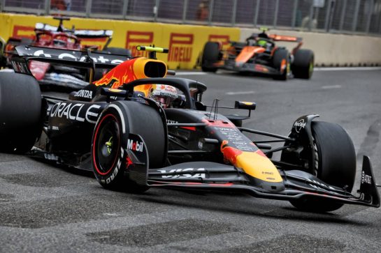 Yuki Tsunoda (JPN) Red Bull Racing RB21.
21.09.2025. Formula 1 World Championship, Rd 17, Azerbaijan Grand Prix, Baku Street Circuit, Azerbaijan, Race Day.
- www.xpbimages.com, EMail: requests@xpbimages.com © Copyright: Charniaux / XPB Images