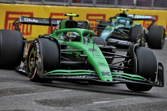 Gabriel Bortoleto (BRA) Sauber C45.
21.09.2025. Formula 1 World Championship, Rd 17, Azerbaijan Grand Prix, Baku Street Circuit, Azerbaijan, Race Day.
- www.xpbimages.com, EMail: requests@xpbimages.com © Copyright: Charniaux / XPB Images
