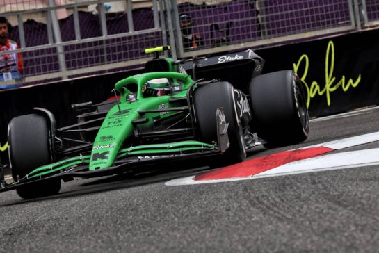 Gabriel Bortoleto (BRA) Sauber C45.
21.09.2025. Formula 1 World Championship, Rd 17, Azerbaijan Grand Prix, Baku Street Circuit, Azerbaijan, Race Day.
- www.xpbimages.com, EMail: requests@xpbimages.com © Copyright: Rew / XPB Images