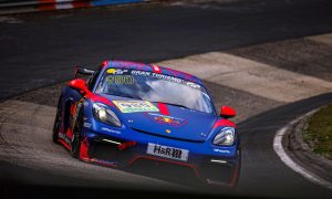 Verstappen secures Nordschleife licence after tense NLS debut