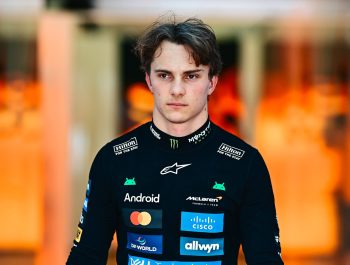 No more Mr. Nice Guy: Hill urges Piastri to get tough in 2026