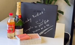 Wolff salutes Vowles big day with Moët, treats and sass!