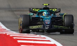 Alonso urges Aston Martin to solve mystery of fading weekend pace