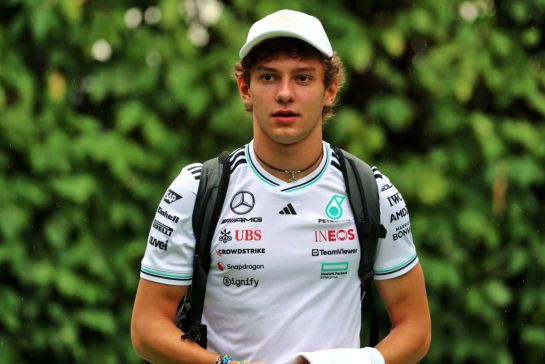 Andrea Kimi Antonelli (ITA) Mercedes AMG F1.
02.10.2025. Formula 1 World Championship, Rd 18, Singapore Grand Prix, Marina Bay Street Circuit, Singapore, Preparation Day.
- www.xpbimages.com, EMail: requests@xpbimages.com © Copyright: Rew / XPB Images