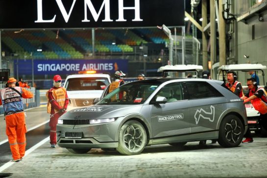 Race control vehicle.
02.10.2025. Formula 1 World Championship, Rd 18, Singapore Grand Prix, Marina Bay Street Circuit, Singapore, Preparation Day.
- www.xpbimages.com, EMail: requests@xpbimages.com © Copyright: Batchelor / XPB Images