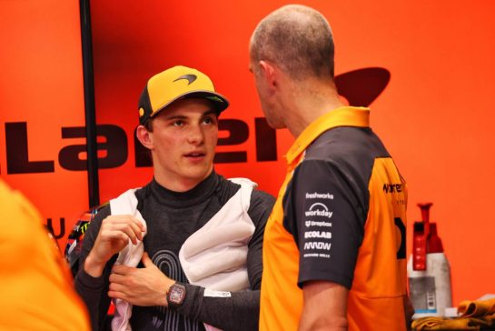 Oscar Piastri (AUS) McLaren.
03.10.2025. Formula 1 World Championship, Rd 18, Singapore Grand Prix, Marina Bay Street Circuit, Singapore, Practice Day.
- www.xpbimages.com, EMail: requests@xpbimages.com © Copyright: Batchelor / XPB Images