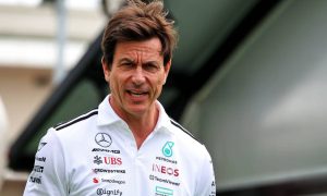 Wolff offers most recent update on Russell’s contract