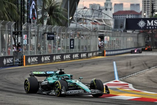Lance Stroll (CDN) Aston Martin F1 Team AMR25.
04.10.2025. Formula 1 World Championship, Rd 18, Singapore Grand Prix, Marina Bay Street Circuit, Singapore, Qualifying Day.
- www.xpbimages.com, EMail: requests@xpbimages.com © Copyright: Bearne / XPB Images
