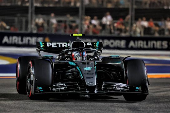 Andrea Kimi Antonelli (ITA) Mercedes AMG F1 W16.
04.10.2025. Formula 1 World Championship, Rd 18, Singapore Grand Prix, Marina Bay Street Circuit, Singapore, Qualifying Day.
- www.xpbimages.com, EMail: requests@xpbimages.com © Copyright: Rew / XPB Images