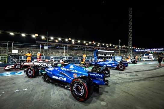 Alexander Albon (THA) Atlassian Williams Racing FW47 leaves the pits.
04.10.2025. Formula 1 World Championship, Rd 18, Singapore Grand Prix, Marina Bay Street Circuit, Singapore, Qualifying Day.
- www.xpbimages.com, EMail: requests@xpbimages.com © Copyright: Bearne / XPB Images
