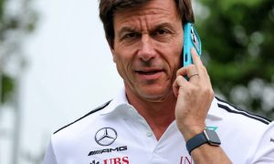 Wolff admits ‘flirting’ with Verstappen ‘destabilizing’ for Mercedes