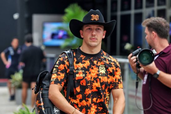 Liam Lawson (NZL) Racing Bulls.
16.10.2025. Formula 1 World Championship, Rd 19, United States Grand Prix, Austin, Texas, USA, Preparation Day.
- www.xpbimages.com, EMail: requests@xpbimages.com © Copyright: Bearne / XPB Images