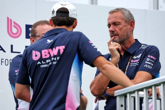 Steve Nielsen (GBR) Alpine F1 Team Managing Director.
16.10.2025. Formula 1 World Championship, Rd 19, United States Grand Prix, Austin, Texas, USA, Preparation Day.
- www.xpbimages.com, EMail: requests@xpbimages.com © Copyright: Rew / XPB Images