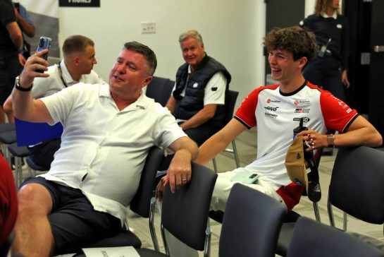 (L to R): David Croft (GBR) Sky Sports F1 Commentator with Oliver Bearman (GBR) Haas F1 Team in the FIA Press Conference.
16.10.2025. Formula 1 World Championship, Rd 19, United States Grand Prix, Austin, Texas, USA, Preparation Day.
- www.xpbimages.com, EMail: requests@xpbimages.com © Copyright: Rew / XPB Images