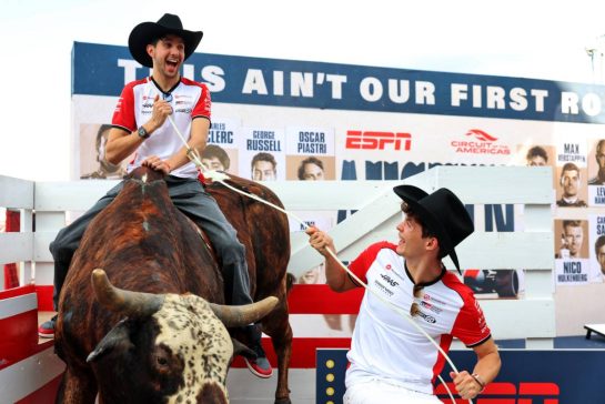 (L to R): Esteban Ocon (FRA) Haas F1 Team with team mate Oliver Bearman (GBR) Haas F1 Team - Paddock Rodeo.
16.10.2025. Formula 1 World Championship, Rd 19, United States Grand Prix, Austin, Texas, USA, Preparation Day.
- www.xpbimages.com, EMail: requests@xpbimages.com © Copyright: Rew / XPB Images