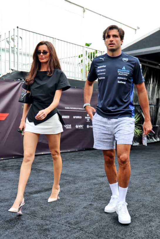 (L to R): Rebecca Donaldson (GBR) with her boyfriend Carlos Sainz (ESP) Atlassian Williams Racing.
18.10.2025. Formula 1 World Championship, Rd 19, United States Grand Prix, Austin, Texas, USA, Sprint and Qualifying Day.
- www.xpbimages.com, EMail: requests@xpbimages.com © Copyright: Batchelor / XPB Images