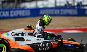 Brown slams ‘amateur hour driving’ after McLaren Sprint disaster