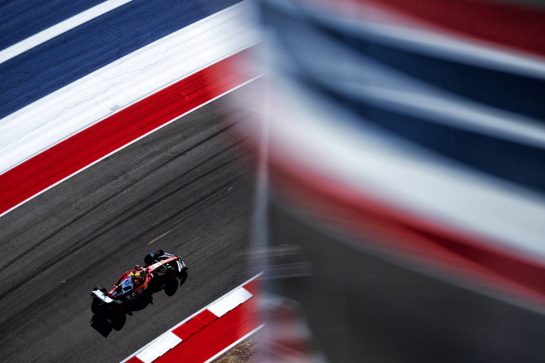 Lewis Hamilton (GBR) Ferrari SF-25.
18.10.2025. Formula 1 World Championship, Rd 19, United States Grand Prix, Austin, Texas, USA, Sprint and Qualifying Day.
- www.xpbimages.com, EMail: requests@xpbimages.com © Copyright: Price	/ XPB Images