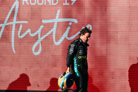 Fernando Alonso (ESP) Aston Martin F1 Team in qualifying parc ferme.
18.10.2025. Formula 1 World Championship, Rd 19, United States Grand Prix, Austin, Texas, USA, Sprint and Qualifying Day.
- www.xpbimages.com, EMail: requests@xpbimages.com © Copyright: Coates / XPB Images