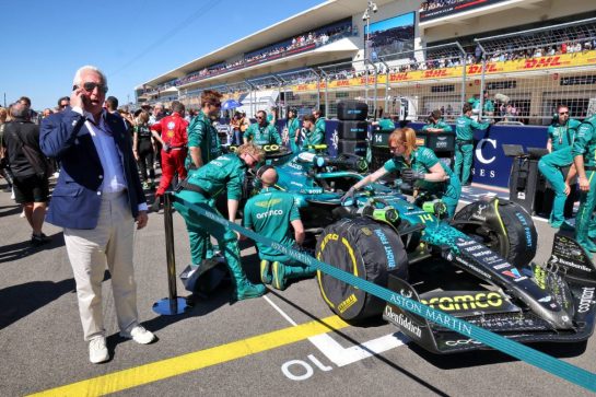 Lawrence Stroll (CDN) Aston Martin F1 Team Investor on the grid.
19.10.2025. Formula 1 World Championship, Rd 19, United States Grand Prix, Austin, Texas, USA, Race Day.
- www.xpbimages.com, EMail: requests@xpbimages.com © Copyright: Batchelor / XPB Images