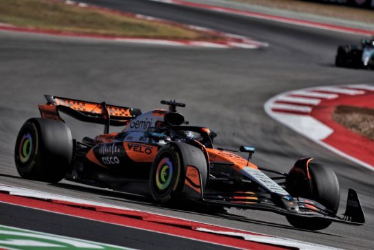 Oscar Piastri (AUS) McLaren MCL39.
19.10.2025. Formula 1 World Championship, Rd 19, United States Grand Prix, Austin, Texas, USA, Race Day.
- www.xpbimages.com, EMail: requests@xpbimages.com © Copyright: Rew / XPB Images