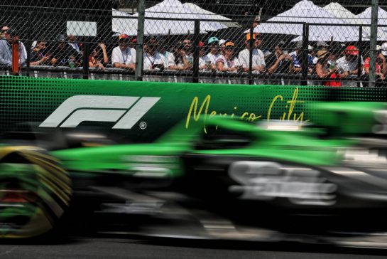 Nico Hulkenberg (GER) Sauber C45.
24.10.2025. Formula 1 World Championship, Rd 20, Mexican Grand Prix, Mexico City, Mexico, Practice Day.
- www.xpbimages.com, EMail: requests@xpbimages.com © Copyright: Moy / XPB Images