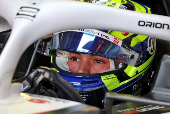 Oliver Bearman (GBR) Haas VF-25.
24.10.2025. Formula 1 World Championship, Rd 20, Mexican Grand Prix, Mexico City, Mexico, Practice Day.
- www.xpbimages.com, EMail: requests@xpbimages.com © Copyright: Batchelor / XPB Images