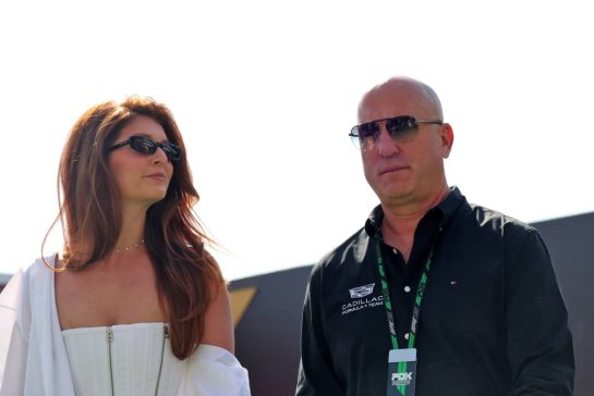 Dan Towriss (USA) Cadillac F1 Team and TWG Motorsports CEO with his wife Cassidy Towriss.
25.10.2025. Formula 1 World Championship, Rd 20, Mexican Grand Prix, Mexico City, Mexico, Qualifying Day.
- www.xpbimages.com, EMail: requests@xpbimages.com © Copyright: Bearne / XPB Images