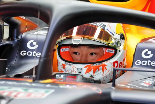 Yuki Tsunoda (JPN) Red Bull Racing RB21.
25.10.2025. Formula 1 World Championship, Rd 20, Mexican Grand Prix, Mexico City, Mexico, Qualifying Day.
- www.xpbimages.com, EMail: requests@xpbimages.com © Copyright: Moy / XPB Images