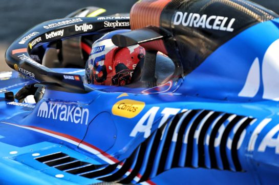 Carlos Sainz (ESP) Atlassian Williams Racing FW47.
25.10.2025. Formula 1 World Championship, Rd 20, Mexican Grand Prix, Mexico City, Mexico, Qualifying Day.
- www.xpbimages.com, EMail: requests@xpbimages.com © Copyright: Batchelor / XPB Images