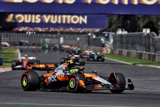 Lando Norris (GBR) McLaren MCL39.
26.10.2025. Formula 1 World Championship, Rd 20, Mexican Grand Prix, Mexico City, Mexico, Race Day.
- www.xpbimages.com, EMail: requests@xpbimages.com © Copyright: Bearne / XPB Images