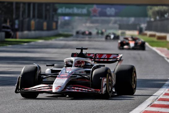 Esteban Ocon (FRA) Haas VF-25.
26.10.2025. Formula 1 World Championship, Rd 20, Mexican Grand Prix, Mexico City, Mexico, Race Day.
- www.xpbimages.com, EMail: requests@xpbimages.com © Copyright: Batchelor / XPB Images